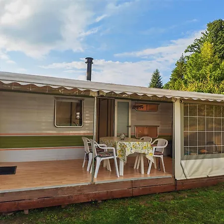 Kamp alanı Caravan Hereumond